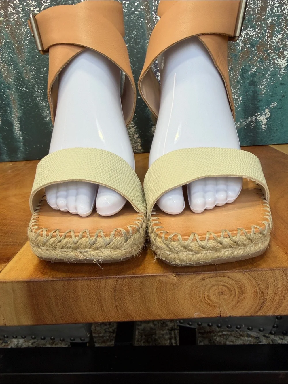 Dolce Vita 2010’s Coastal‎ Boho Tan/Cream Espadrille Wedges Size 10 (VGUC)